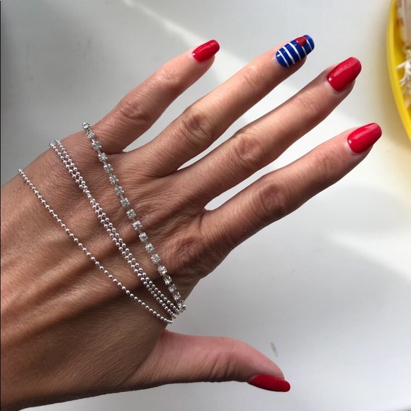 Multilayered Crystal Anklet - Picture 3 of 5